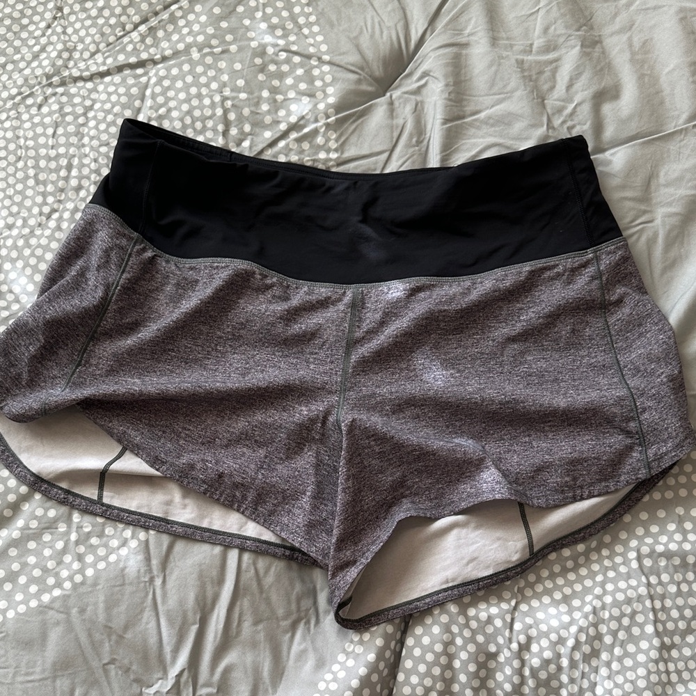 Lululemon High Rise speed up shorts 4”